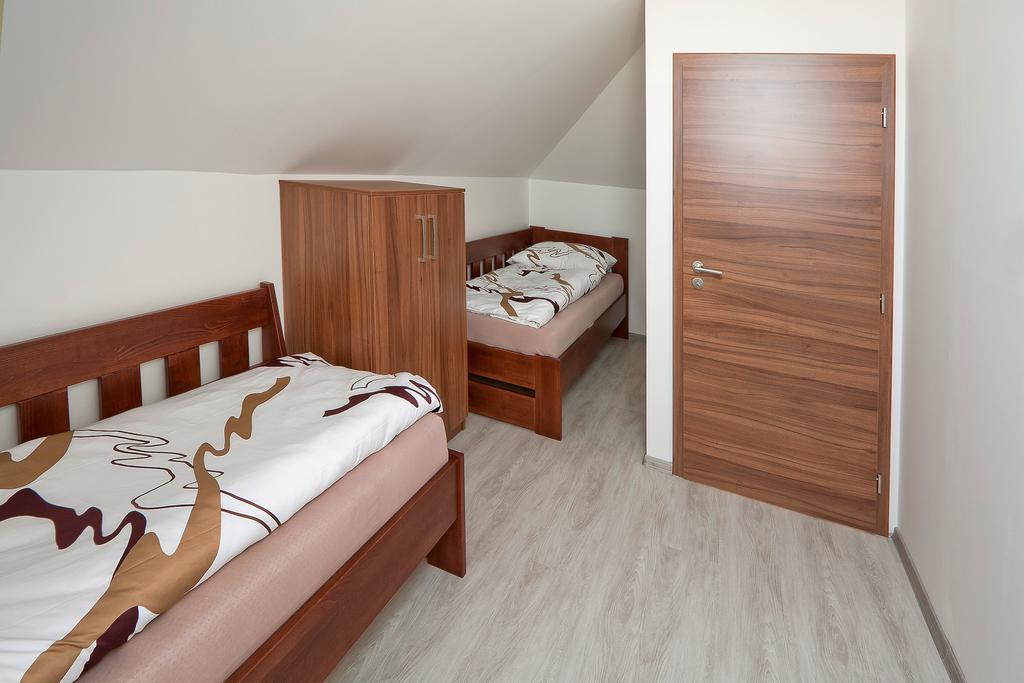 Pension Cizek Mikulov Exterior foto
