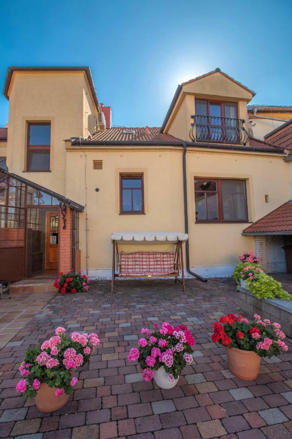 Pension Cizek Mikulov Exterior foto